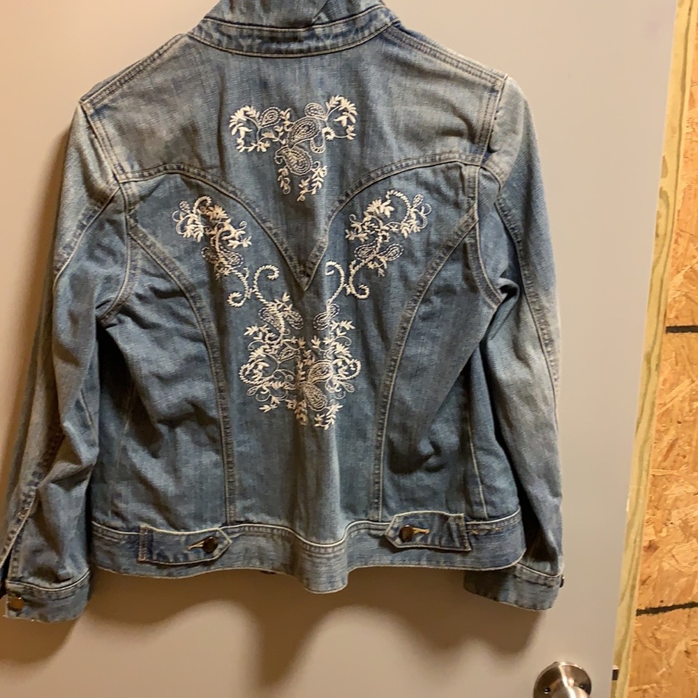 Jean jacket - Picture 5 of 5